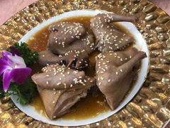 卤乳鸽-轩记海鲜餐厅·四十五年老字号·经典粤菜(西区彩虹店)
