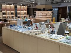-鲸渝眼镜·浅目视光(春熙路店)