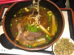 御品牛肉面-春水堂人文茶馆(台中新时代店)