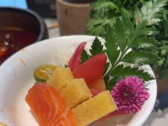 -雍容荟帝王蟹活龙虾展台自助(IFS黑金店)