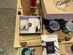 -星巴克臻选(上海陆家嘴中心店)