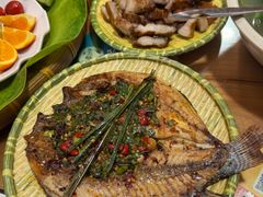 -沐毫傣泐云南菜孔雀宴•手抓饭傣味烧烤(曼听公园店)