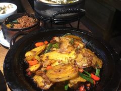 -九锅一堂酸菜鱼(新南凯德直营店)