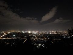 -鬼笑石后山停车场