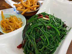 沙葱炒肉干-塞伊德·蒙餐(锡林浩特店)