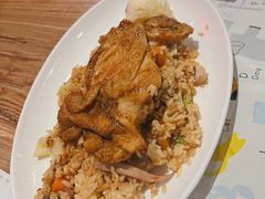 -玛格萝妮(汇智国际商业中心店)