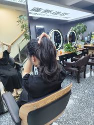 -藤野造型专业烫染接发