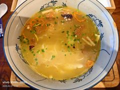 -芸南道·过桥米线(昆明老街旗舰店)