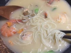 -十面欢腾·海鲜面·台式Bistro(长乐路店)