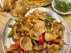 -后街佬·炭火鲜鱼杂(33小镇店)