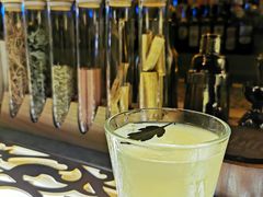 -Shift cocktail bar鸡尾酒吧