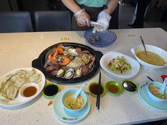 -巧克力渔家.小船海鲜胶东菜(万平口店)