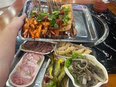 -灌县老妈砂锅串串香(万科红生活广场店)