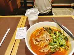 番茄草本汤雪花牛肉面-和府捞面·大师店(上海漕宝路日月光店)