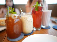 -ROAST coffee & eatery