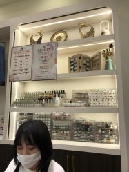 -花岐款式专研健康美甲沙龙