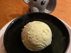 牛油果冰淇淋-新荣记(西溪湿地店)