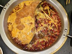 -沸炉重庆老火锅(军事博物馆店)