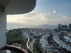 -大理洱海龙湾假日酒店