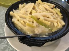 -围龙屋客家食府(福田店)