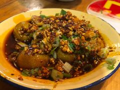 虎皮鹌鹑蛋-拈签一笑黄牛肉辣卤串串