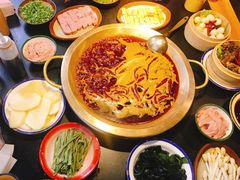 -王婆乔鲜鱼自助火锅(蜀汉路店)