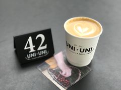 -UNI UNI(环亚凯瑟琳店)