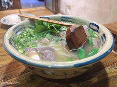 牛肉米线-云上千禾(水上店)