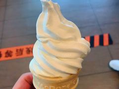 -麦当劳(展览路店)