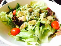 鸡肉牛油果沙拉-LA MAISON公鸡和龙(蛇口店)