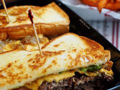 圣塔芭芭拉经典牛肉特堡-The Habit Burger Grill 哈比特汉堡(复兴soho店)