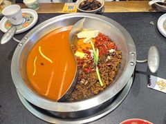 麻辣番茄鸳鸯锅-沸炉重庆老火锅(军事博物馆店)