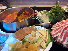 -唯爱KTV聚会餐厅(仙林东城汇店)