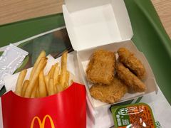 -麦当劳(轻轨曹杨路店)