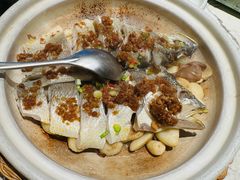 潮州菜脯焗黄鱼-潮州府·潮菜·砂锅粥(徐家汇店)