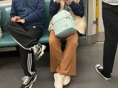 -军事博物馆(地铁站)