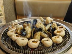 -围炉肉舍•炭烤活鳗•丹东海鲜烤肉(步行街店)