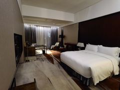 -广州天河希尔顿酒店