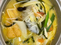 -汤小云火锅米线(钻汇广场店)