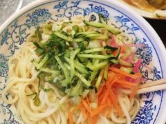 -亿诣蝎府炸酱面羊蝎子火锅(酷车小镇店)