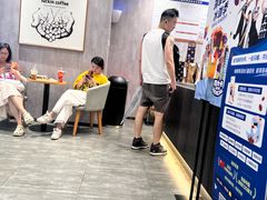 -江燕路万科里