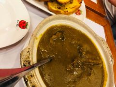 葡式咖喱崩沙牛腩-番茄屋葡式美食(总店)