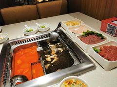 -海底捞火锅鲜切牛肉主题店(长寿路店)