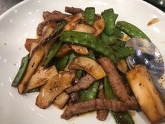 荷兰豆炒牛肉-六婶西关小厨(光塔路店)