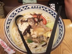 -蒙自源米线大王(信利城市广场店)