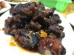 -雷祖芳老妈蹄花店