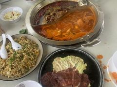 -茅草房·河畔园林火锅