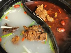 -亿诣蝎府炸酱面羊蝎子火锅(酷车小镇店)