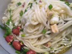 -呼啦面馆·头牌豌杂面(爱琴海店)