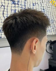 -海文先生国潮烫染男士理发馆